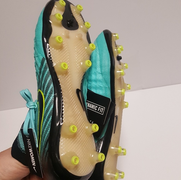 Nike Womens Magista Obra 2 II AG Pro Soccer Cleats - Picture 7 of 8